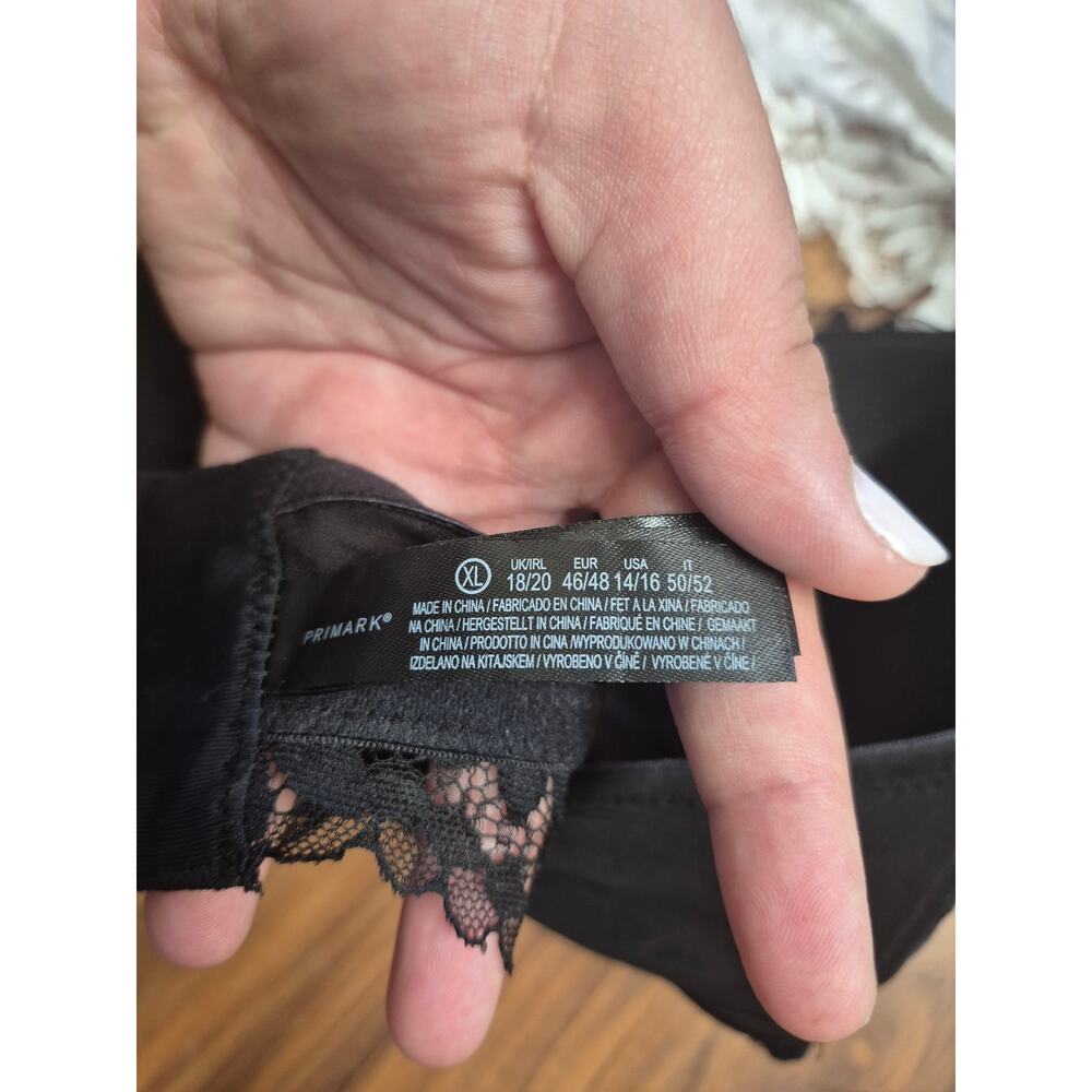 Lot of 2 Primark Strapless Bras Black White Lace Wireless Size XL 18/20 8296 - Picture 7 of 10